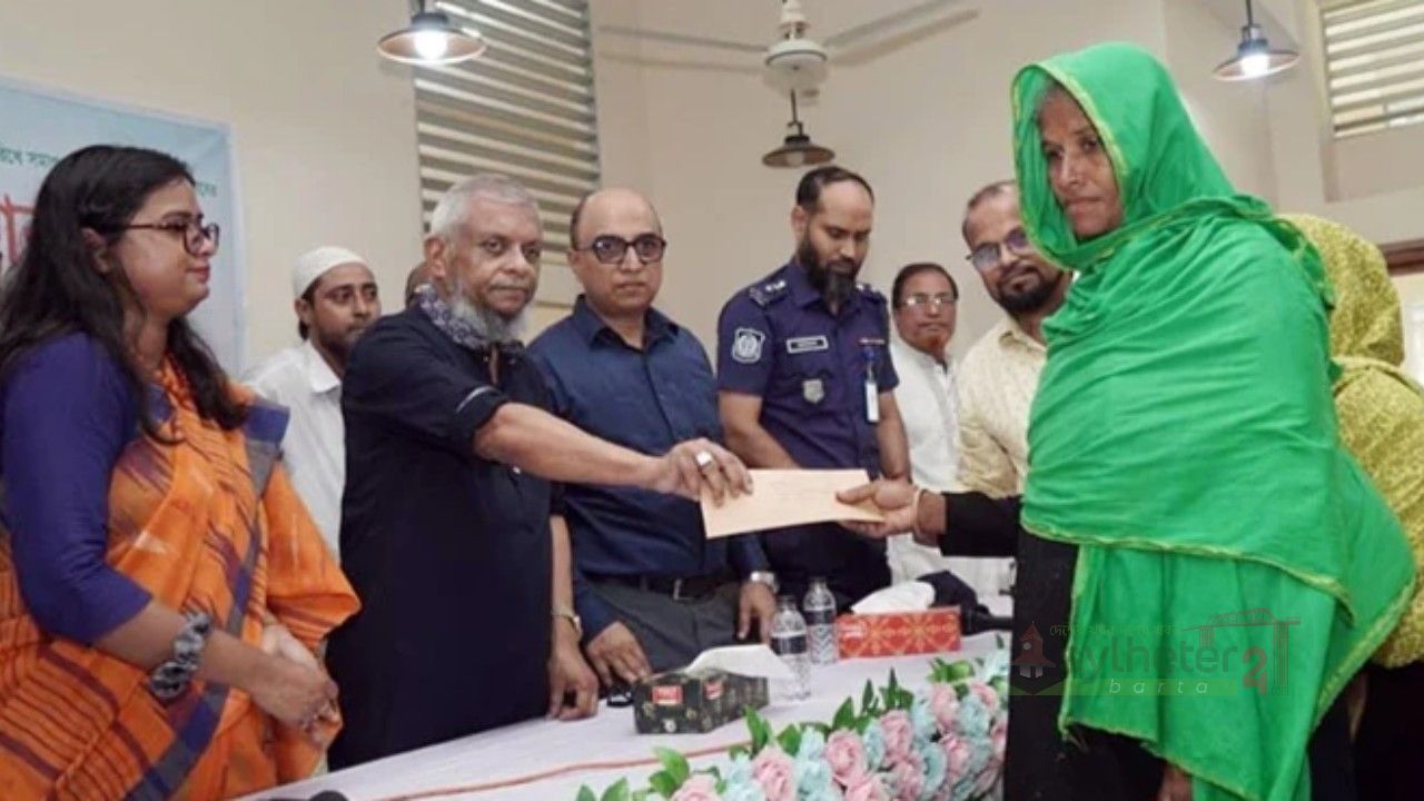 সিলেটের পর্যটন সম্ভাবনাকে কাজে লাগাতে উন্নয়ন জরুরি: প্রবাসীকল্যাণমন্ত্রী