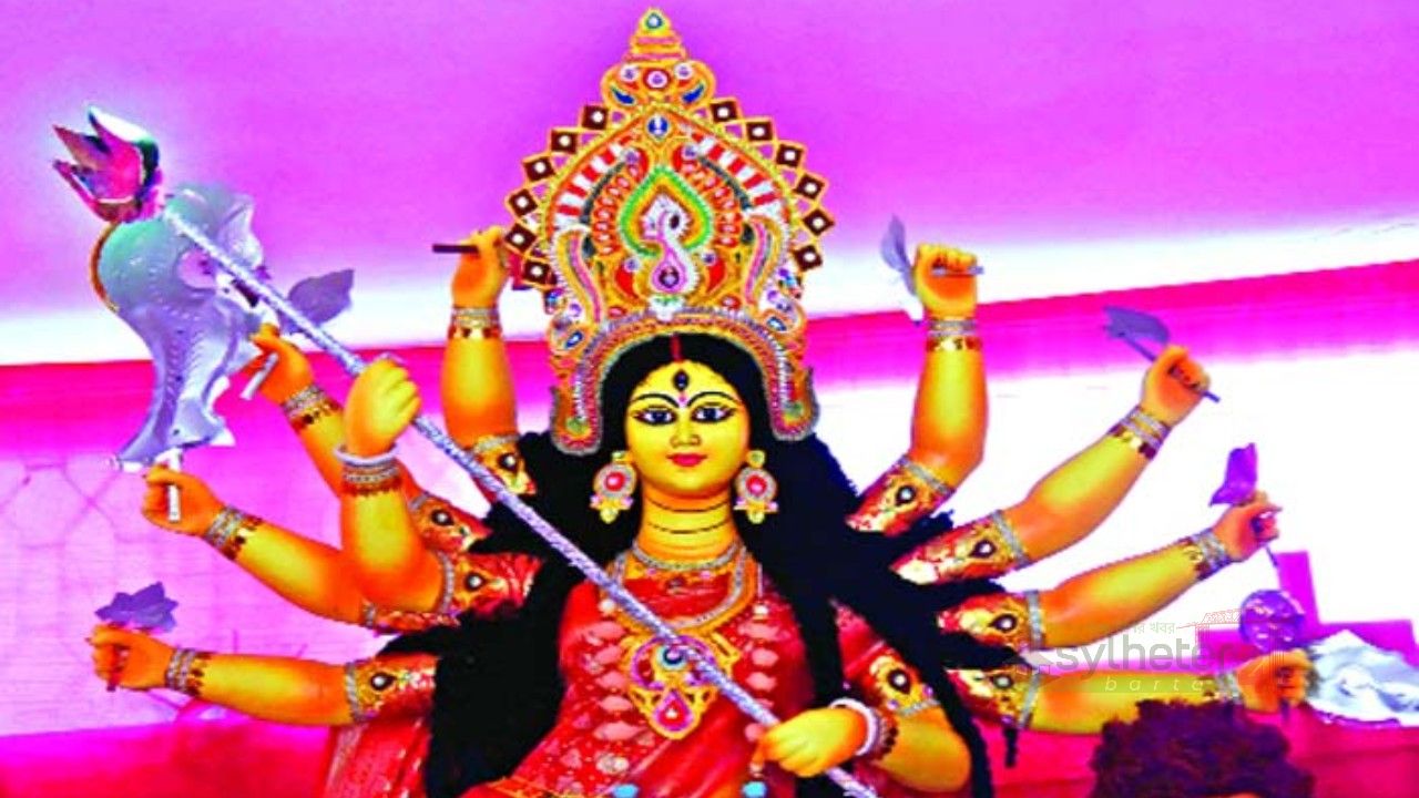 সিলেটে চলছে দুর্গোৎসবের শেষ প্রস্তুতি