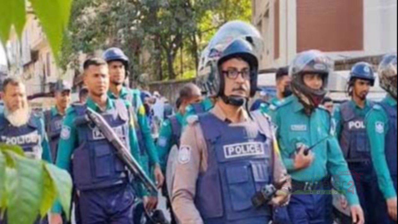 ২৪ ঘণ্টায় এসএমপির অভিযানে গ্রেপ্তার ২৯, ১৩৫ যানবাহনে আইনি ব্যবস্থা