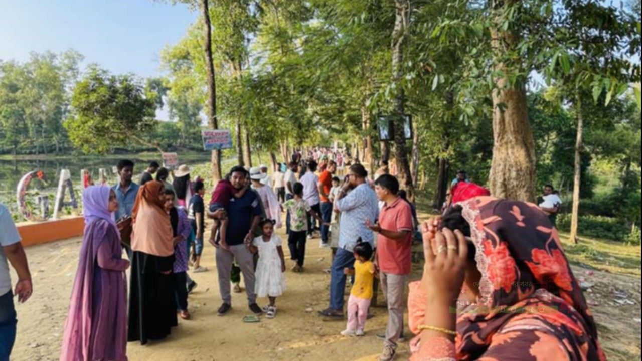 চায়ের রাজ্য মৌলভীবাজারে পর্যটকের ঢল